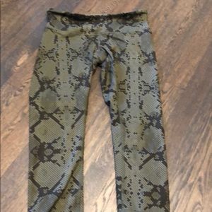 Lululemon leggings sz 6